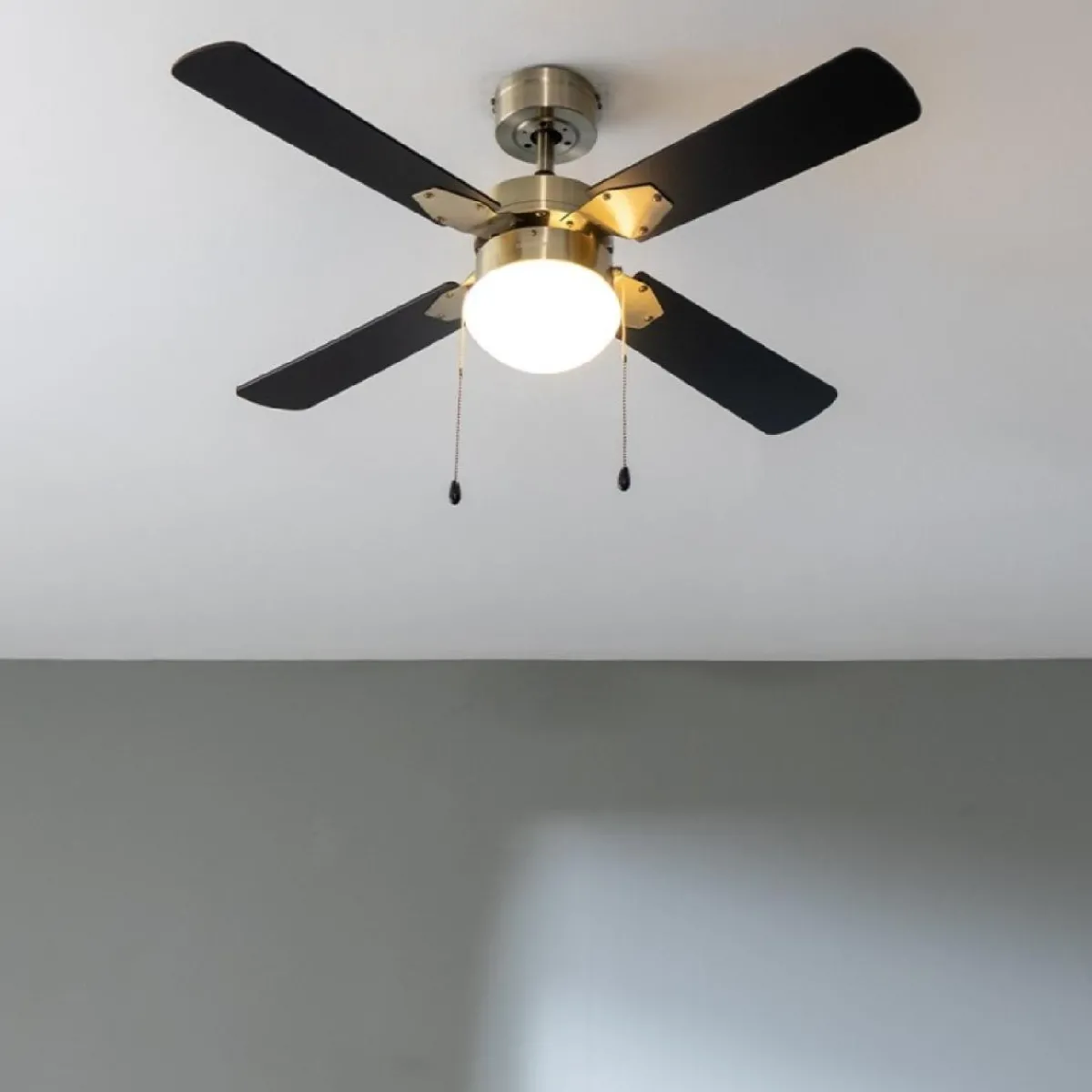 Clearance MyMobel Cecotec Ventiladores de techo con luz EnergySilence Aero 450 GoldBlack